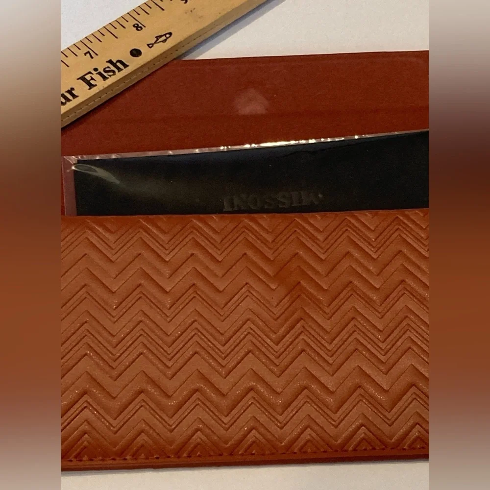 Missoni Glasses Sunglasses Case Brown Chevron w/ Magnetic Closure Cleaning Cloth